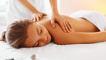Rueckenmassage